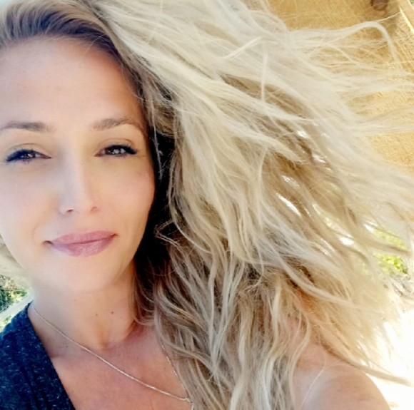 Meet your Posher, Kelly - Picture 1 of 1